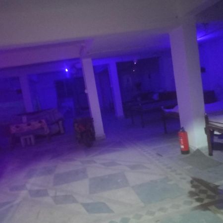 Blue Stone Dormitory Bhopal Bilik gambar